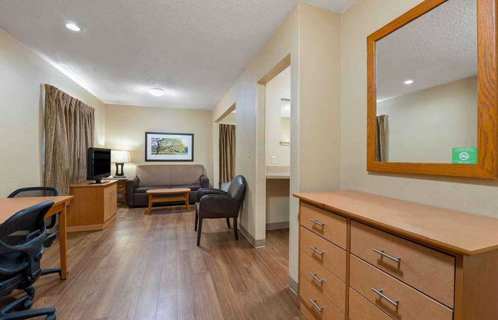Extended Stay America Suites - Chicago - Lombard - Yorktown Center Номер фото