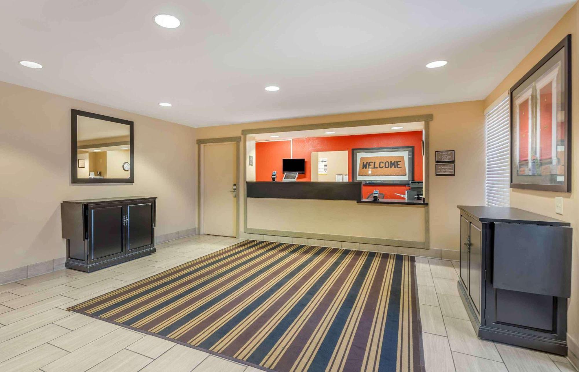 Extended Stay America Suites - Chicago - Lombard - Yorktown Center Экстерьер фото