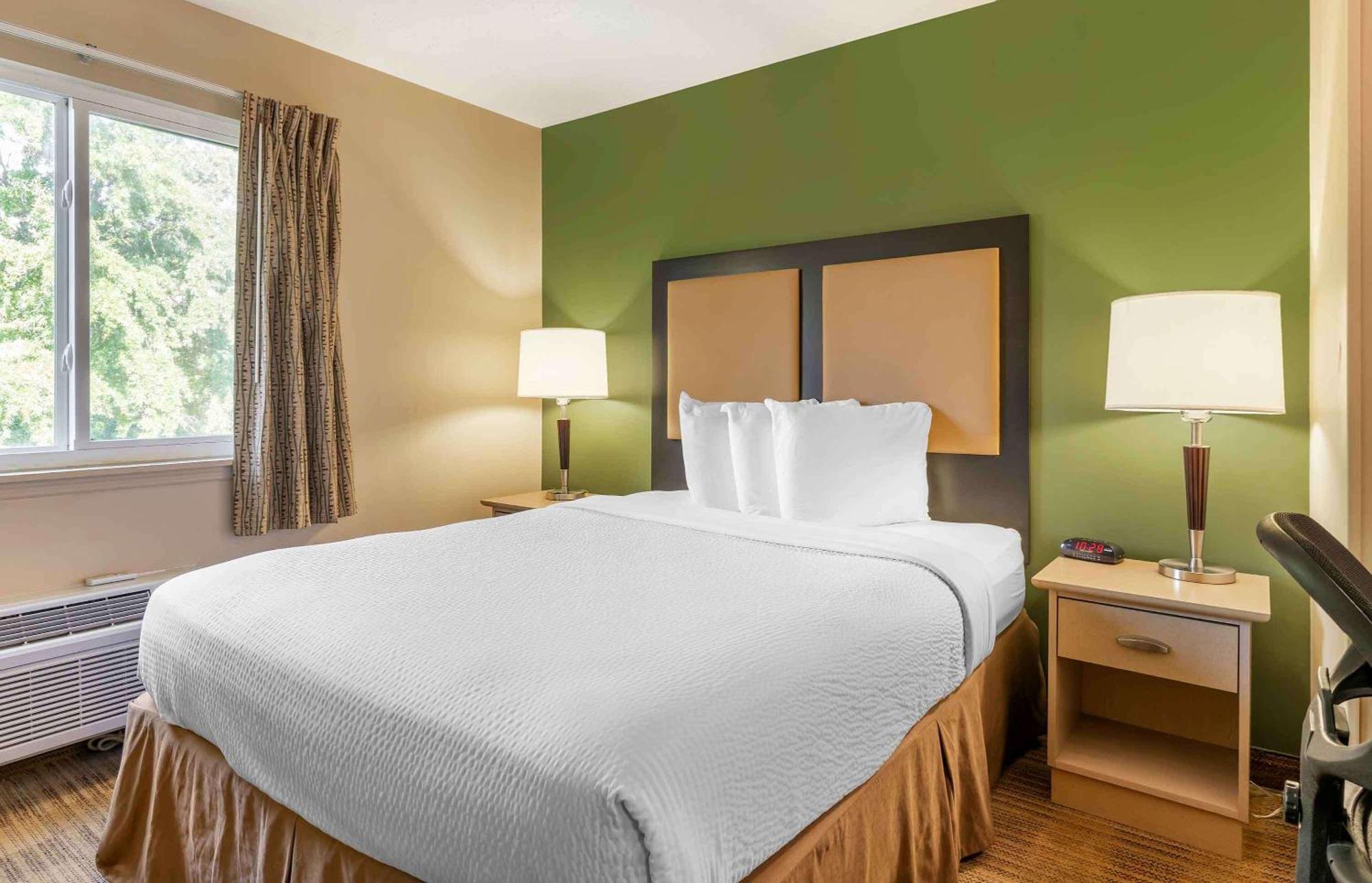 Extended Stay America Suites - Chicago - Lombard - Yorktown Center Экстерьер фото