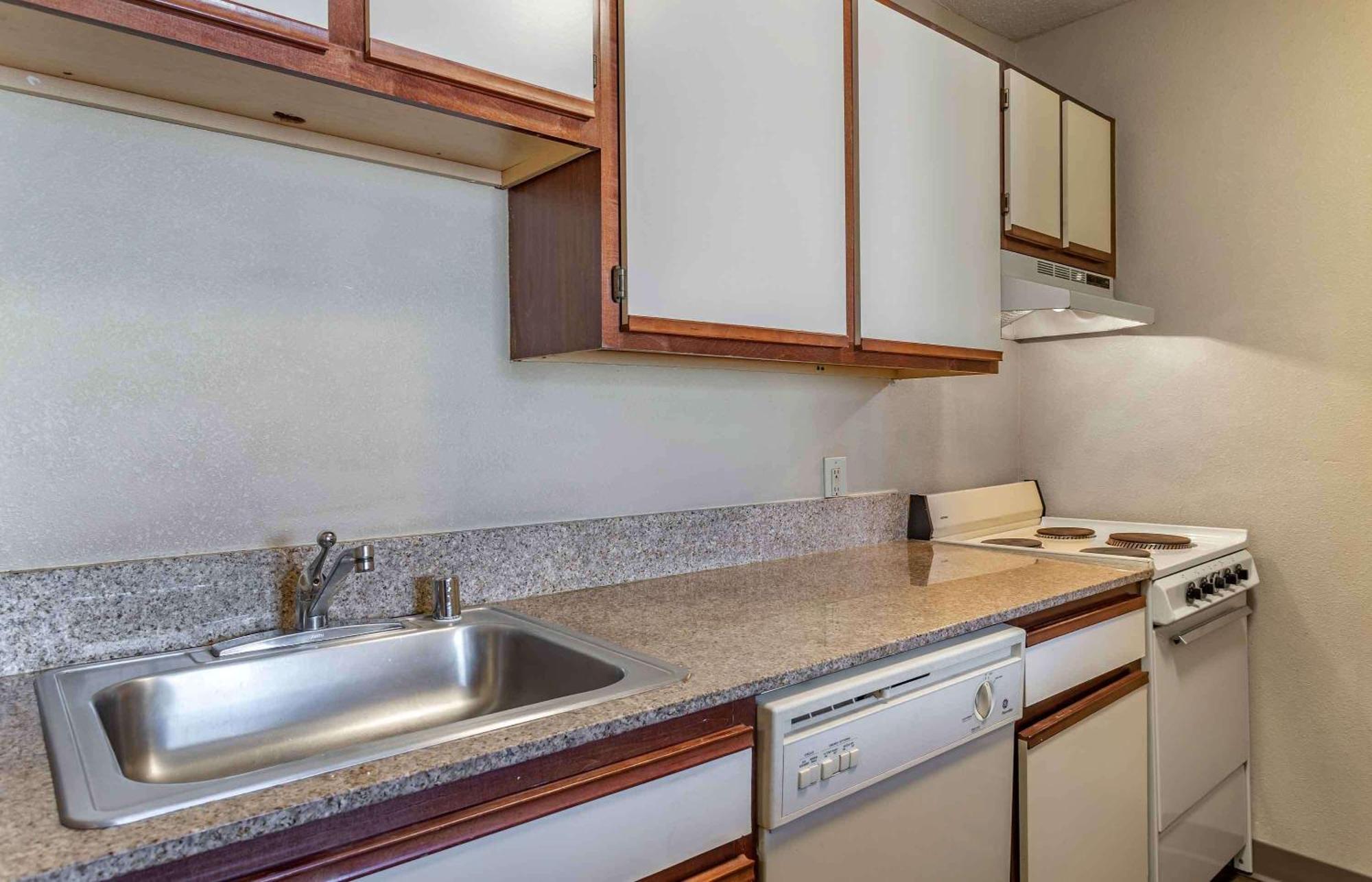 Extended Stay America Suites - Chicago - Lombard - Yorktown Center Экстерьер фото